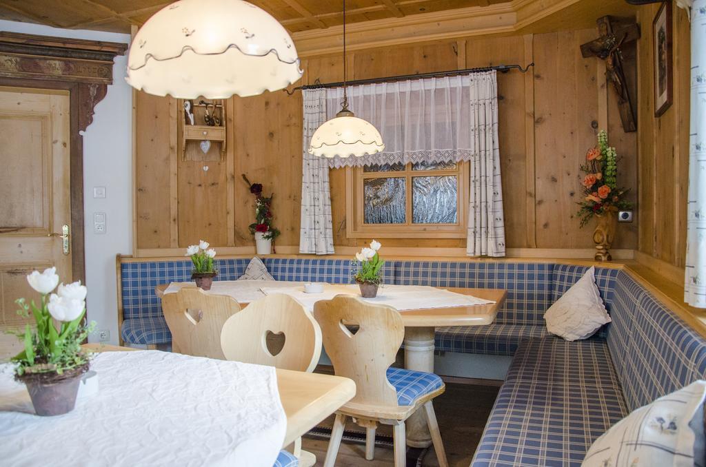 Hotel Garni Alpenhof Ischgl Exteriör bild