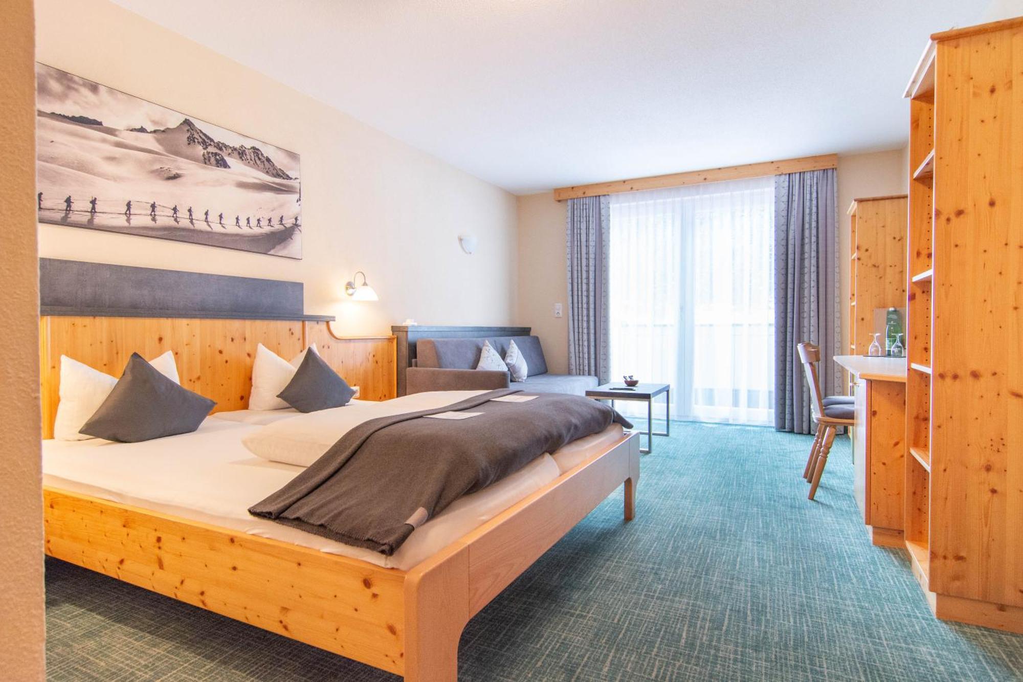 Hotel Garni Alpenhof Ischgl Exteriör bild